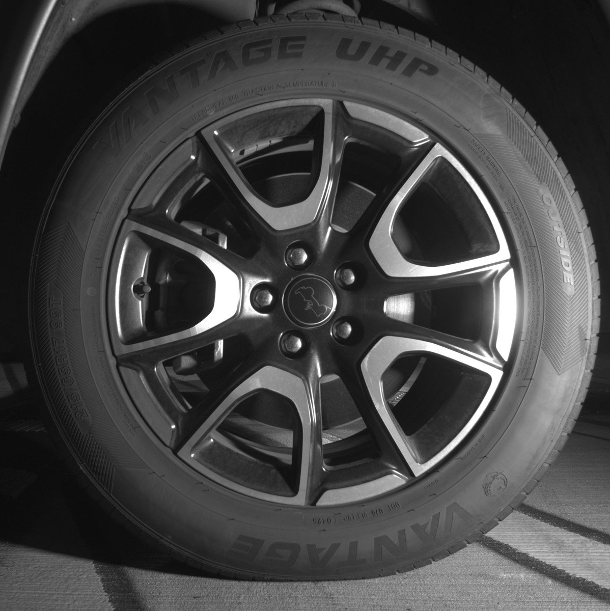 Used 2025 Jeep Compass Trailhawk image 12