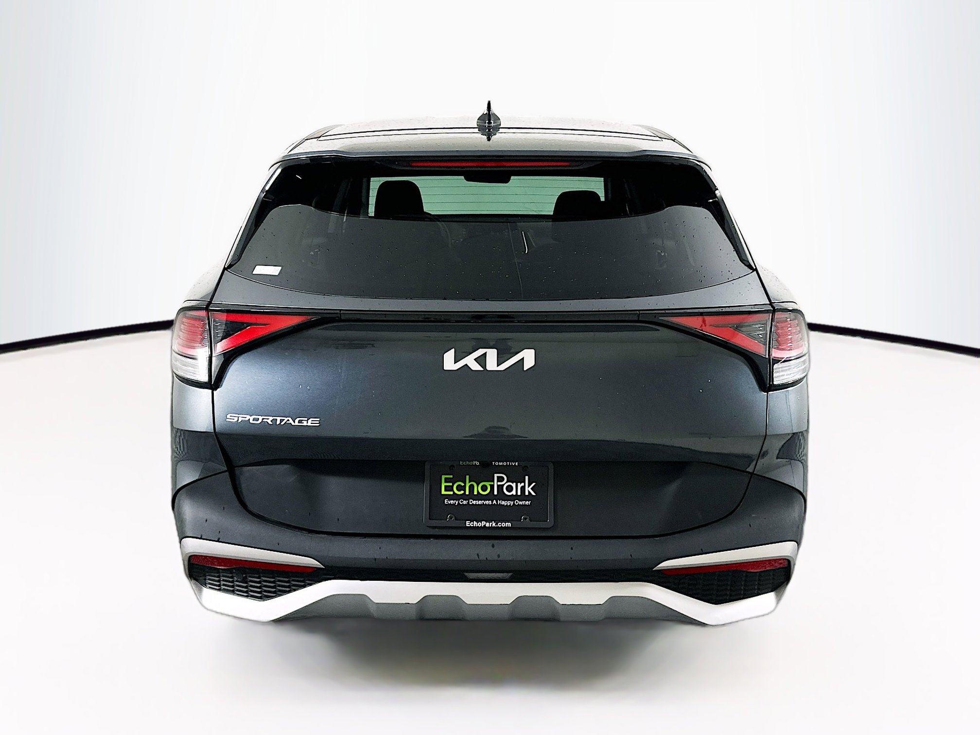 Used 2025 Kia Sportage LX image 7