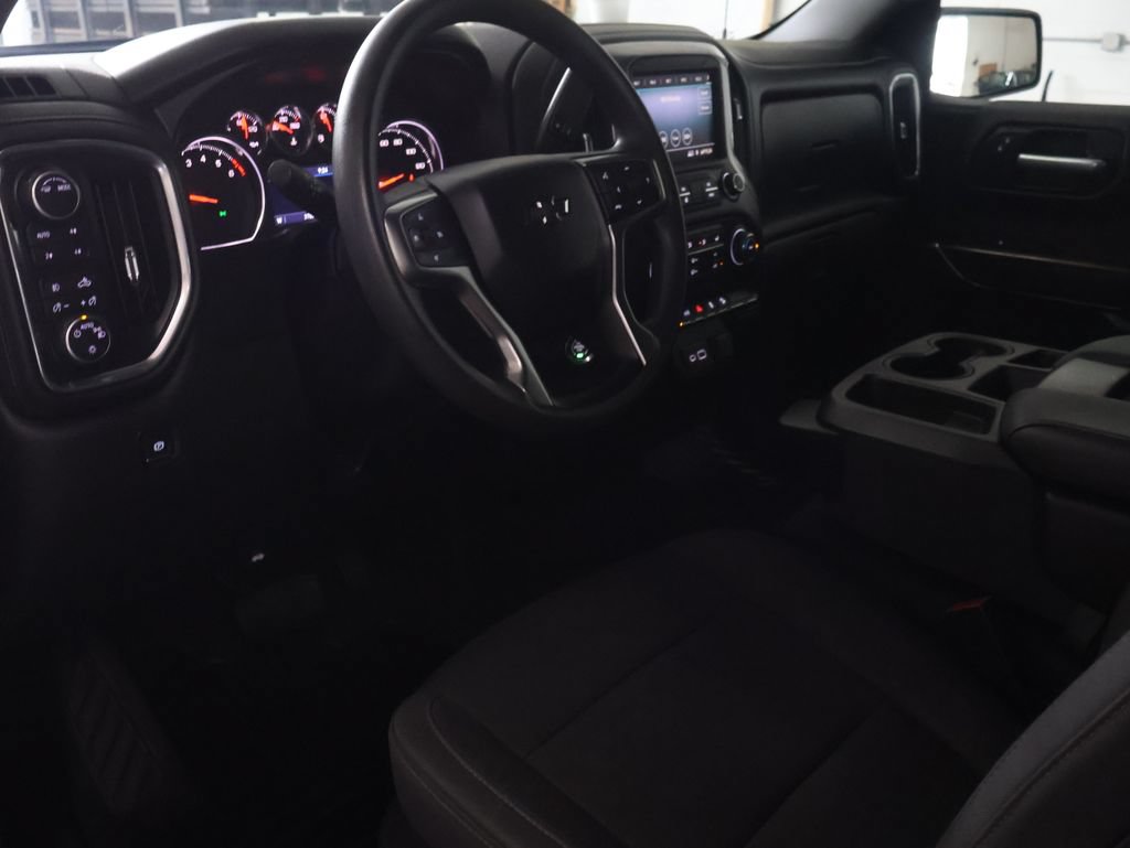 Used 2020 Chevrolet Silverado 1500 RST w/ Z71 Off-Road Package AWD/4WD image 17
