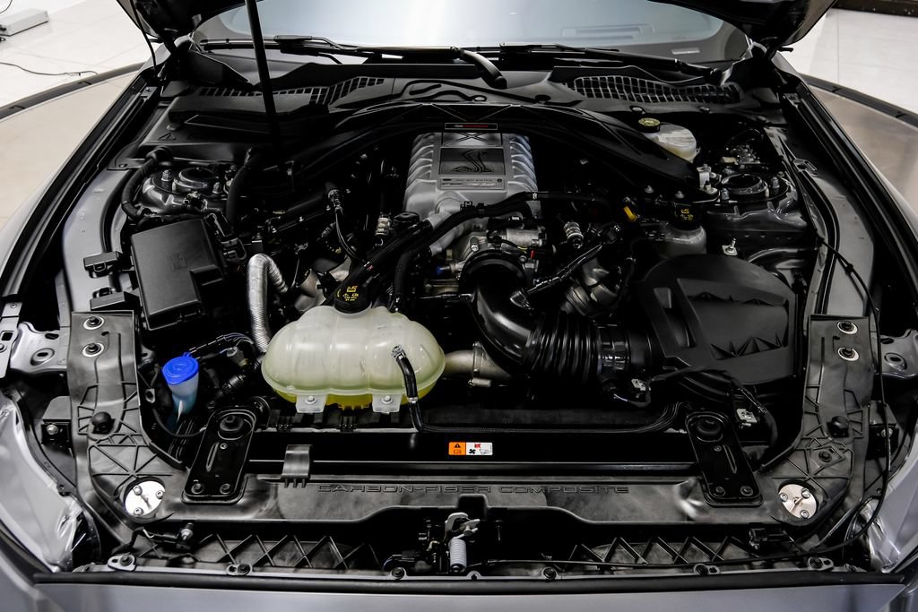 Used 2022 Ford Mustang Shelby GT500 w/ Carbon Fiber Track Pack RWD image 62