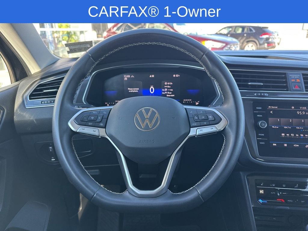 Used 2023 Volkswagen Tiguan SE w/ Panoramic Sunroof Package image 20