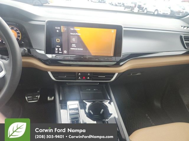 Used 2024 Volkswagen Atlas Cross Sport SEL R-Line image 10