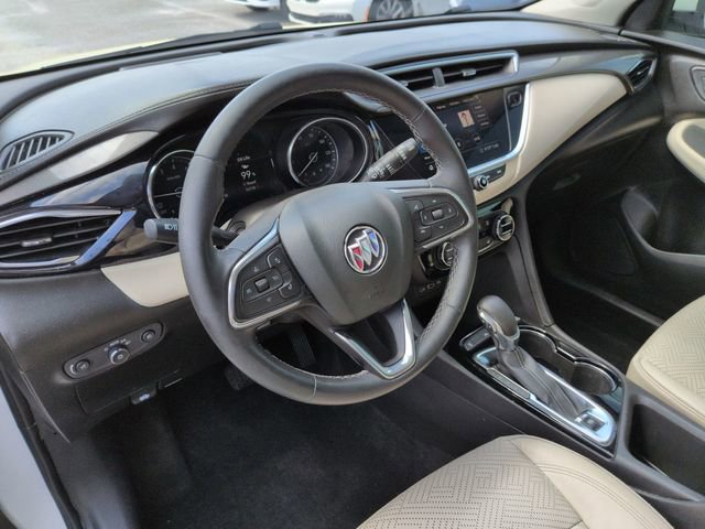 Used 2020 Buick Encore GX Essence w/ Experience Buick Package image 31