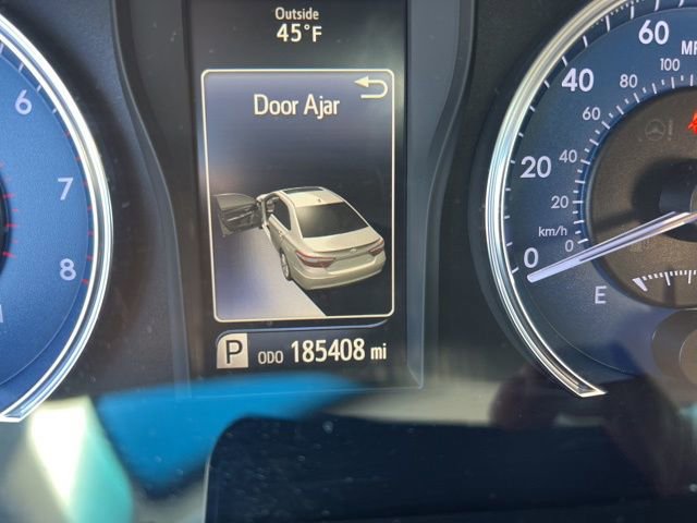 Used 2016 Toyota Camry LE FWD image 12