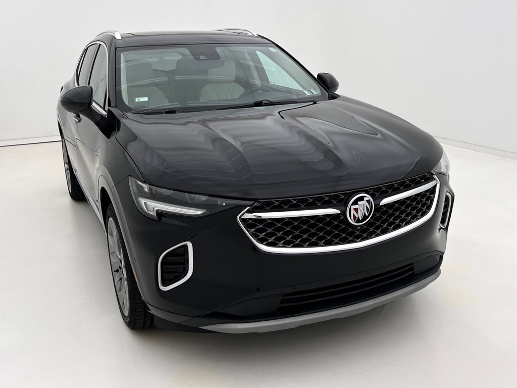 Used 2021 Buick Envision Avenir w/ Technology Package II AWD/4WD image 3