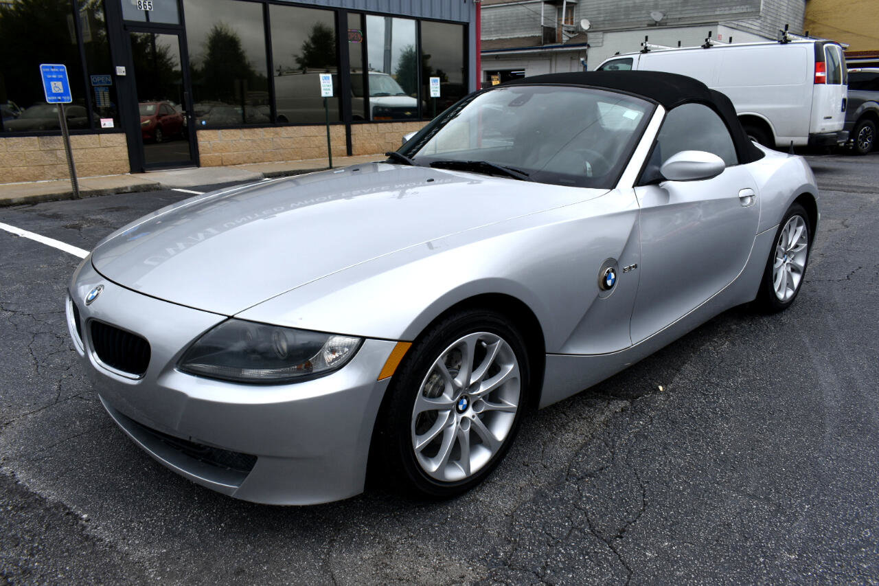 Used 2006 BMW Z4 3.0i image 2