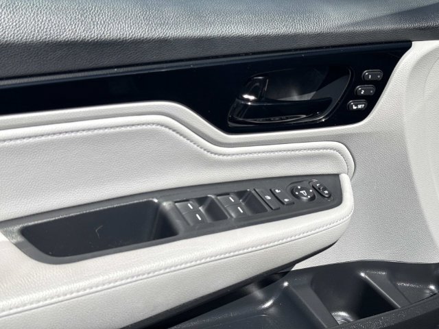 Certified 2023 Honda Odyssey Touring image 19