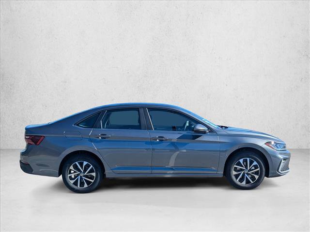 Used 2025 Volkswagen Jetta S image 8