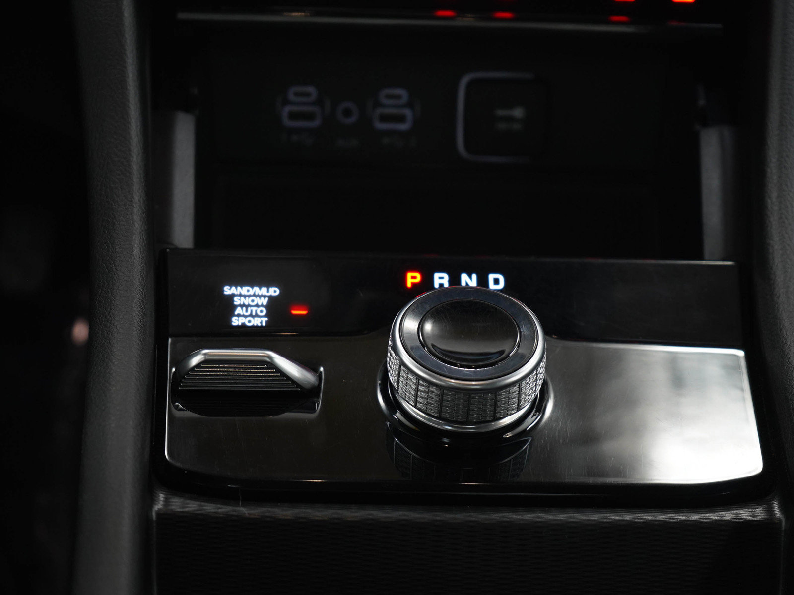 Used 2024 Jeep Grand Cherokee Limited w/ Luxury Tech Group II AWD/4WD image 21
