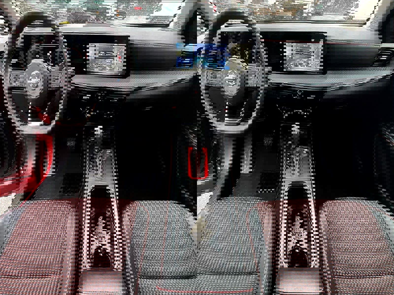 Used 2025 Nissan Kicks SR w/ SR Premium Package image 21