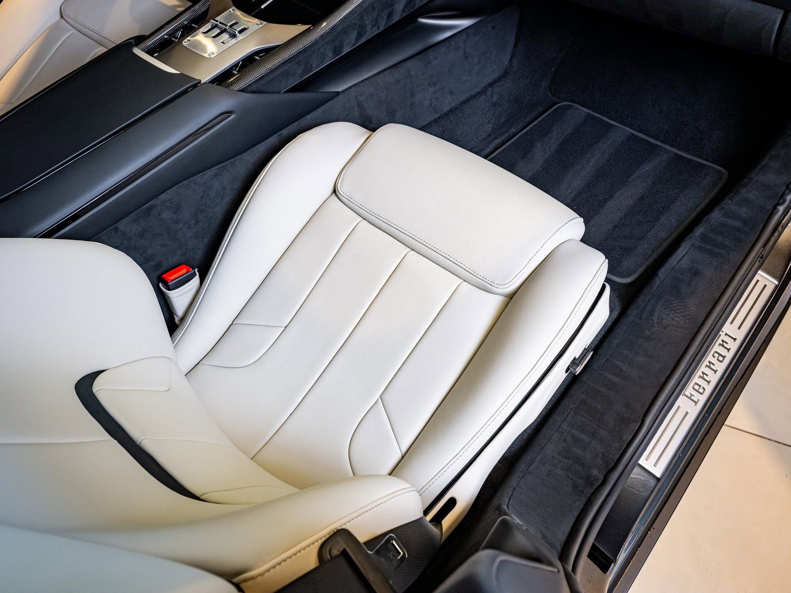 Certified 2024 Ferrari Purosangue image 24