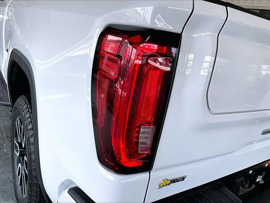 Used 2023 GMC Sierra 1500 AT4 w/ AT4 Premium Package image 34