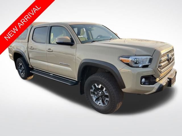 Used 2016 Toyota Tacoma TRD Off-Road image 1
