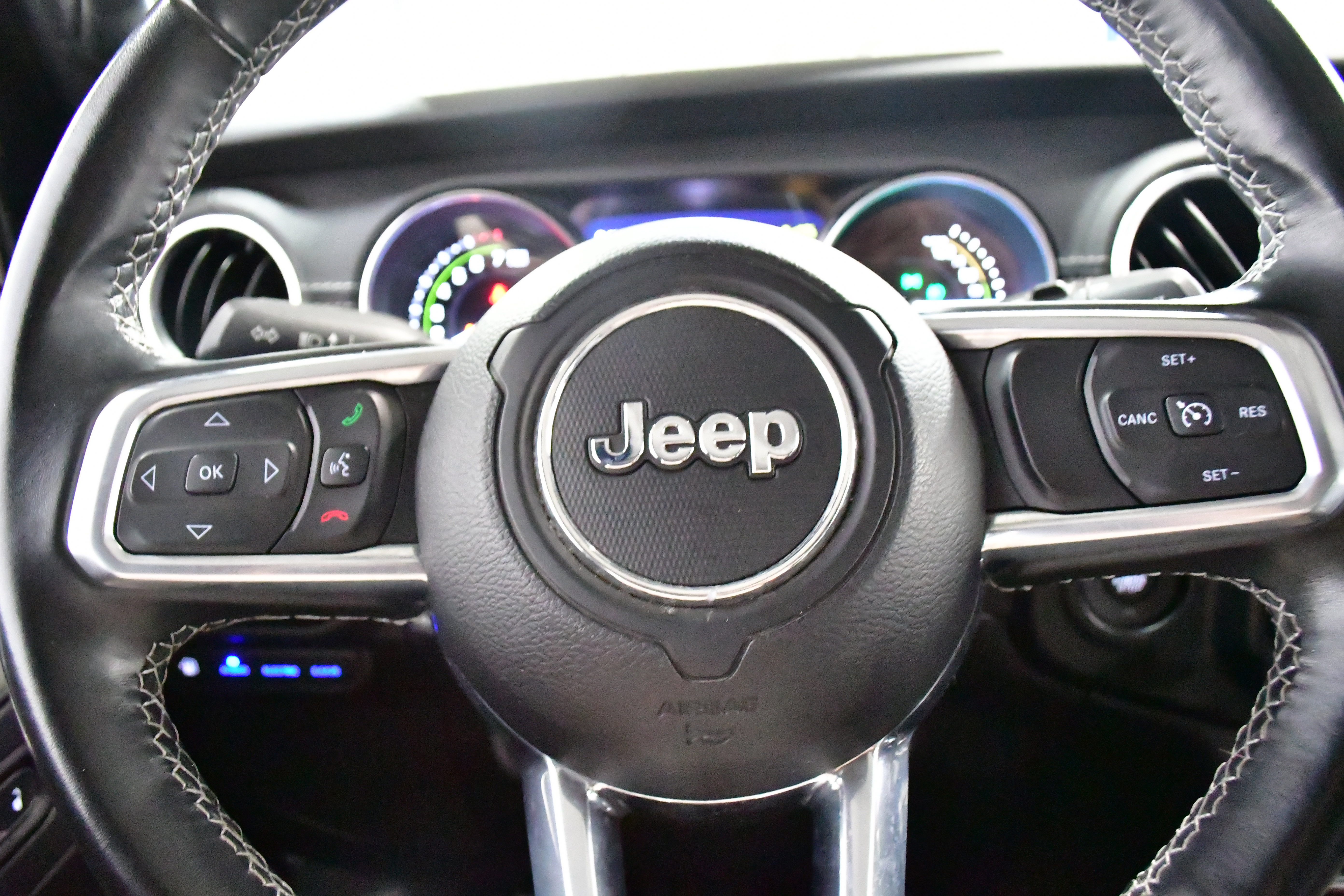 Used 2022 Jeep Wrangler Unlimited Sahara image 29