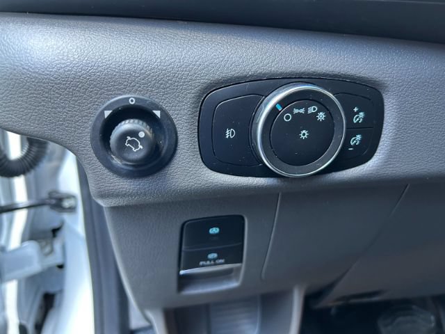 Used 2022 Ford E-Transit 148 High Roof Extended RWD image 21