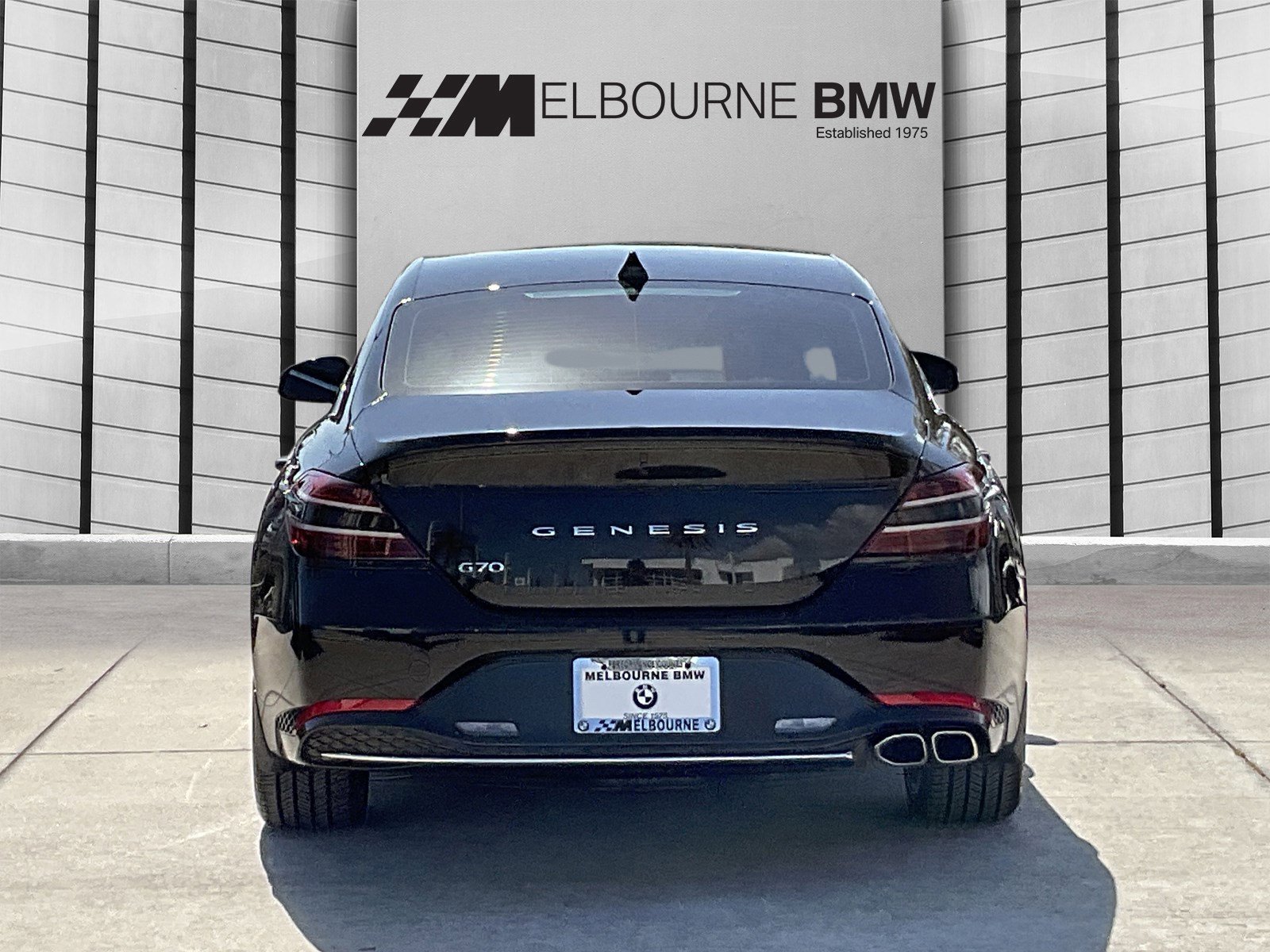 Used 2023 Genesis G70 2.0T image 5