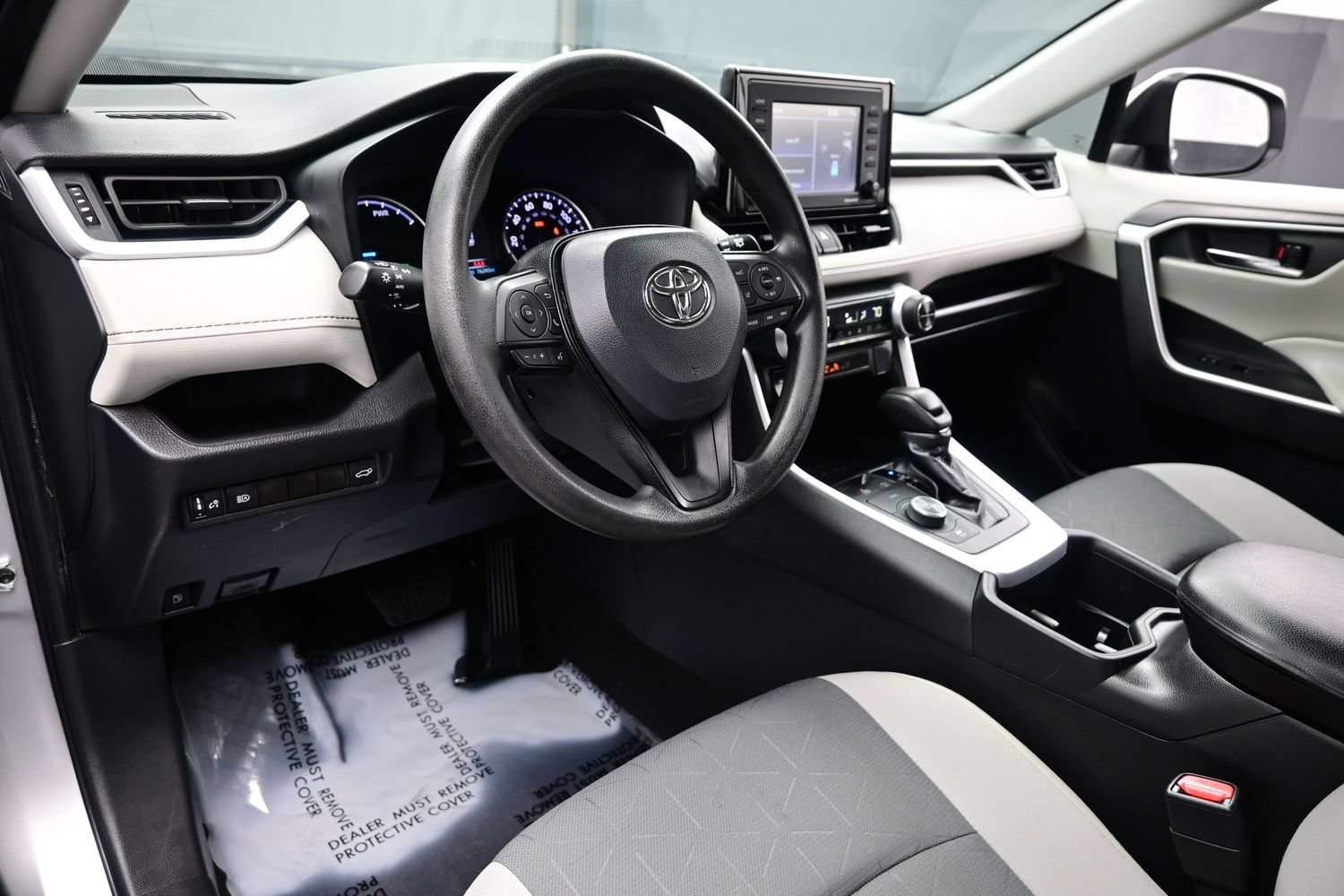 Used 2022 Toyota RAV4 XLE w/ Convenience Package AWD/4WD image 13