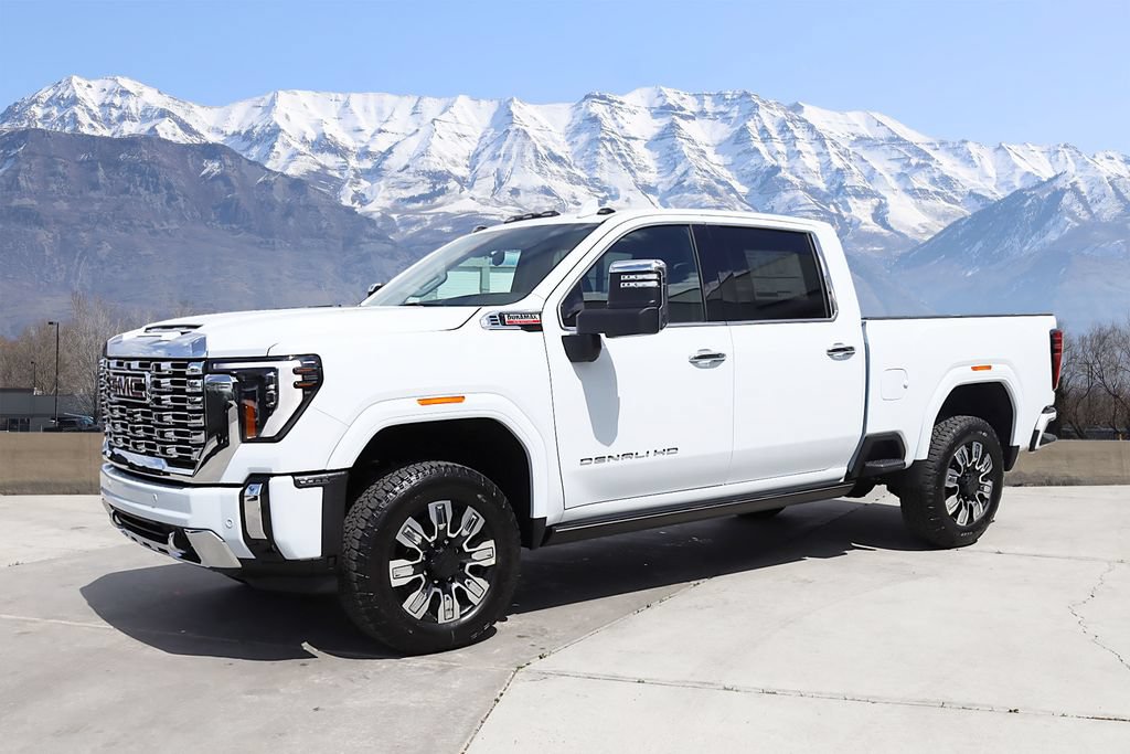 New 2026 GMC Sierra 3500 Denali w/ Denali Reserve Package AWD/4WD image 2