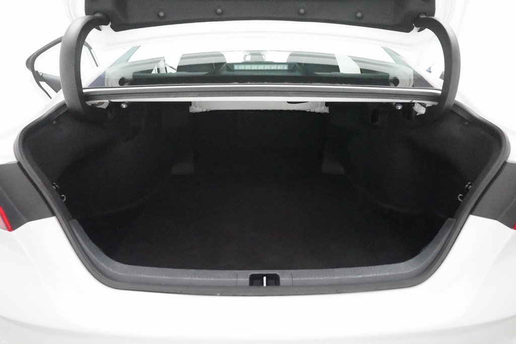 Used 2024 Toyota Camry XSE image 9