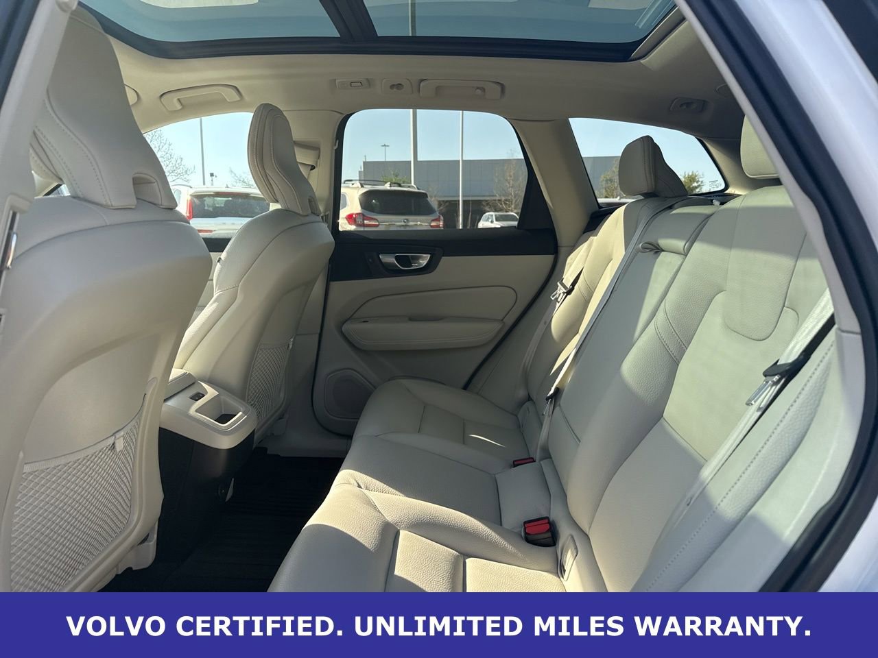 Certified 2024 Volvo XC60 B5 Plus w/ Protection Package Premier image 18