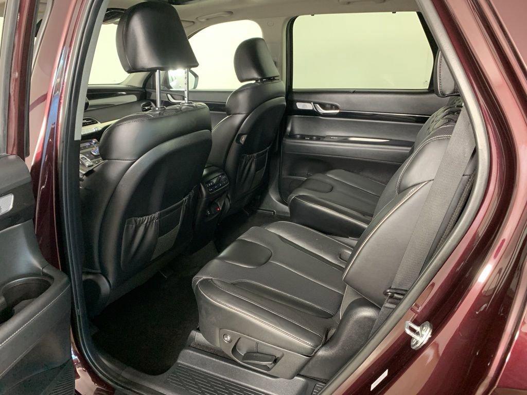 Used 2022 Hyundai Palisade Limited image 38