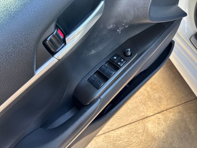 Used 2023 Toyota Camry SE FWD image 16