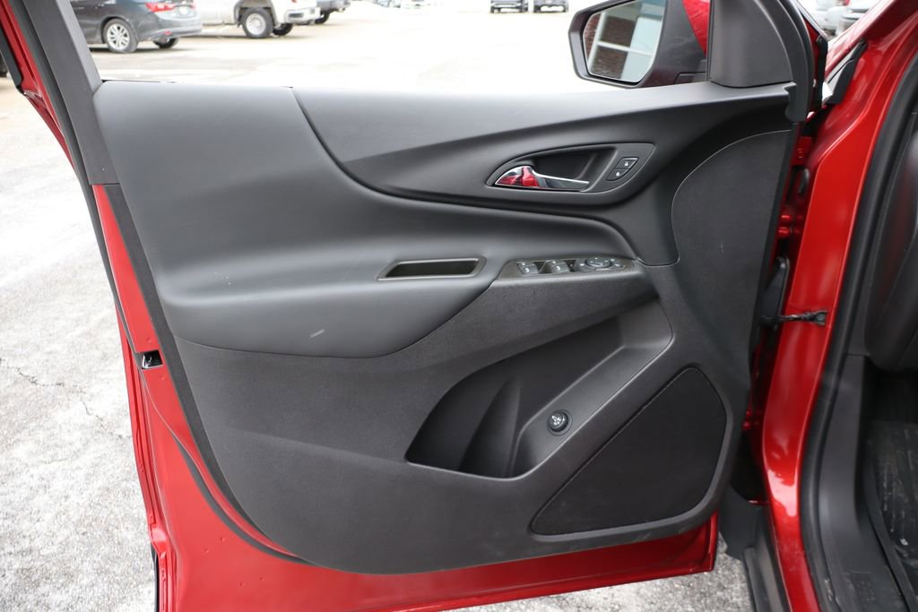Used 2024 Chevrolet Equinox LT w/ LPO, Floor Liner Package image 7