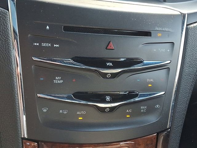 Used 2014 Lincoln MKS AWD w/ Equipment Group 201A image 16