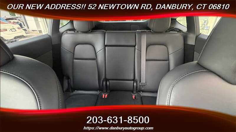 Used 2024 Tesla Model Y 2WD image 23