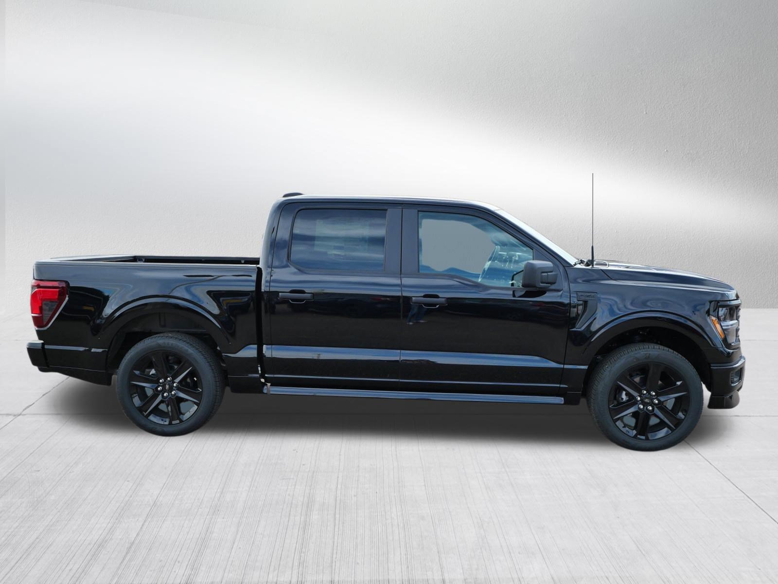 Used 2026 Ford F150 STX w/ F-150 LOBO Package AWD/4WD image 8