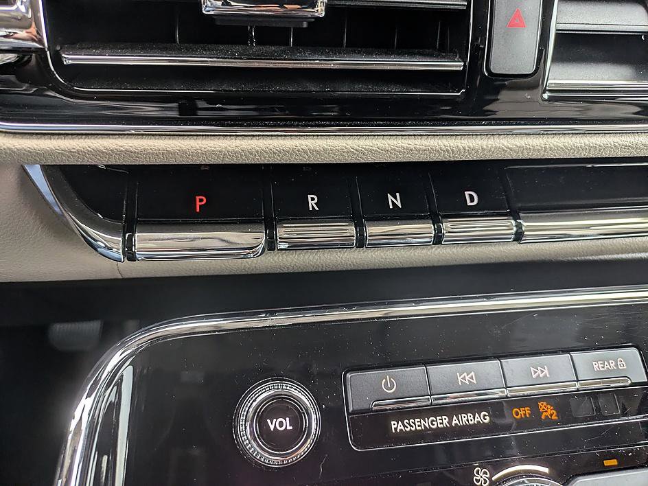Used 2022 Lincoln Navigator Reserve AWD/4WD image 24