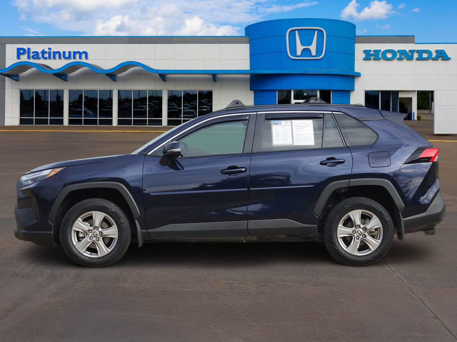 Used 2024 Toyota RAV4 XLE image 3