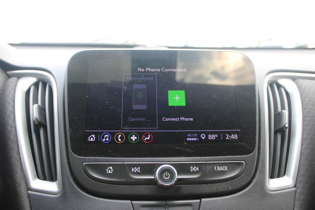 Used 2022 Chevrolet Malibu LT FWD image 34