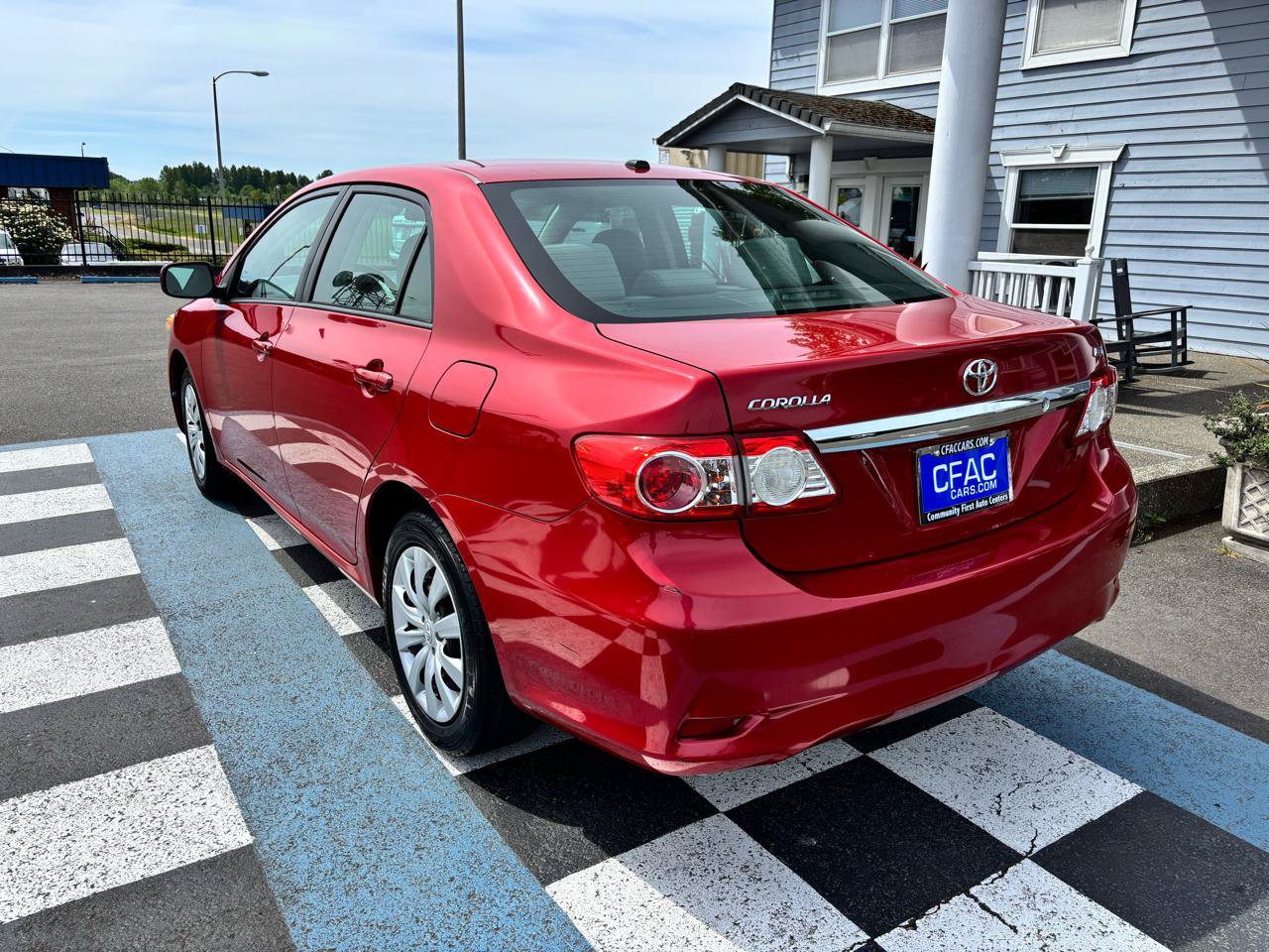 Used 2012 Toyota Corolla LE FWD image 3