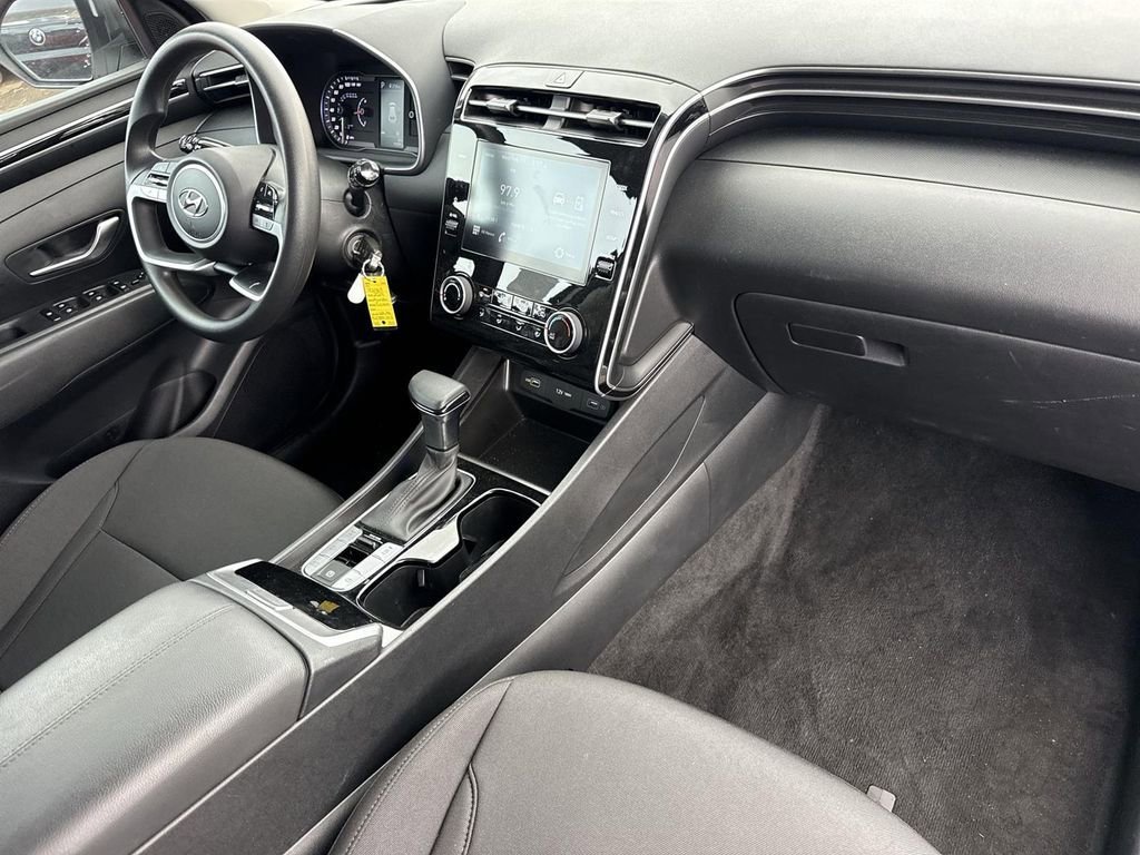 Used 2024 Hyundai Tucson SE image 23