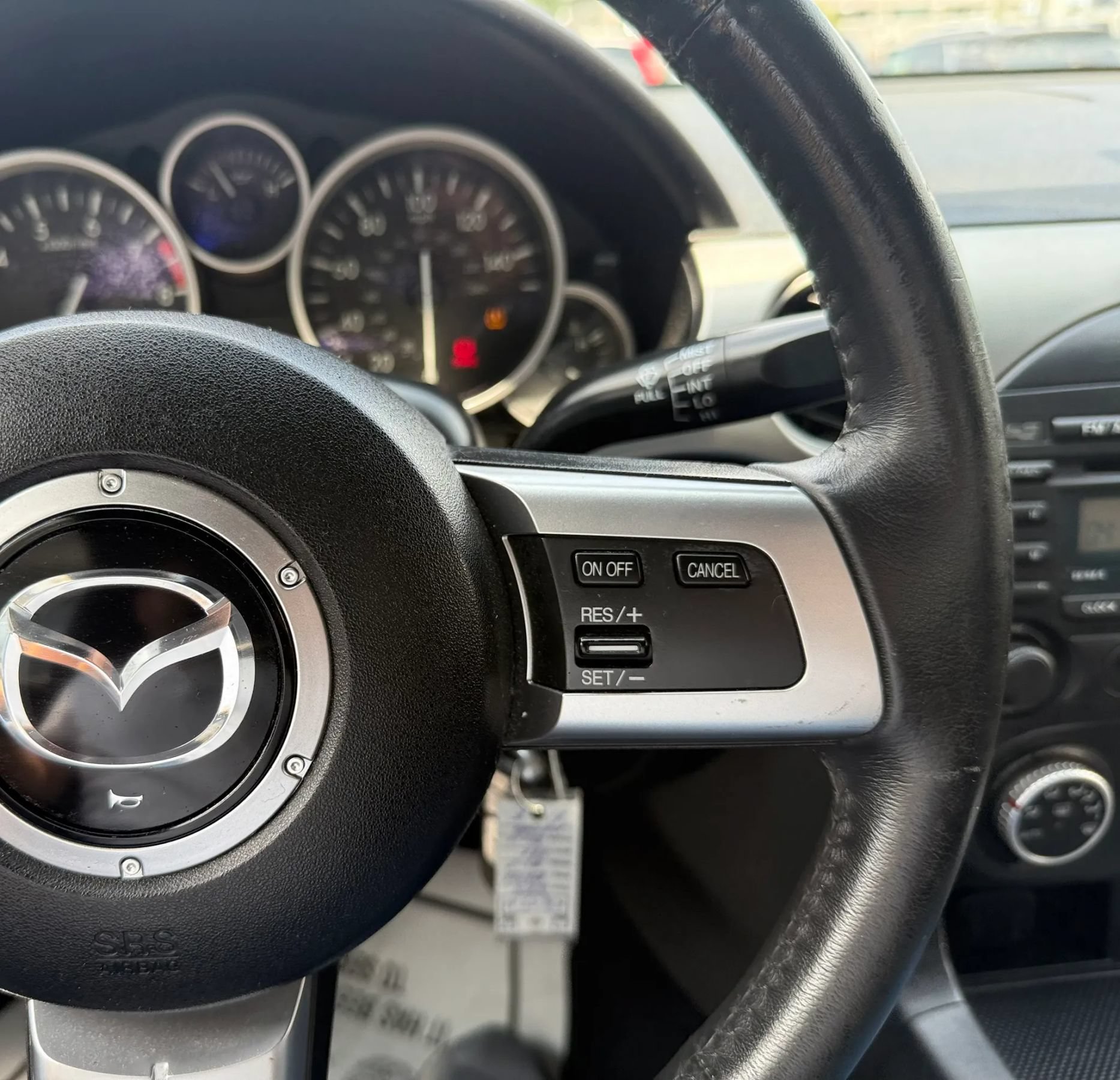 Used 2009 MAZDA MX-5 Miata Grand Touring w/ Premium Pkg RWD image 18