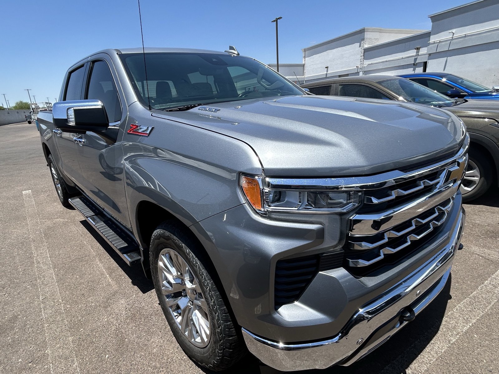 Used 2023 Chevrolet Silverado 1500 LTZ w/ Technology Package AWD/4WD image 20