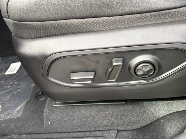 New 2026 Jeep Grand Cherokee Limited AWD/4WD image 17