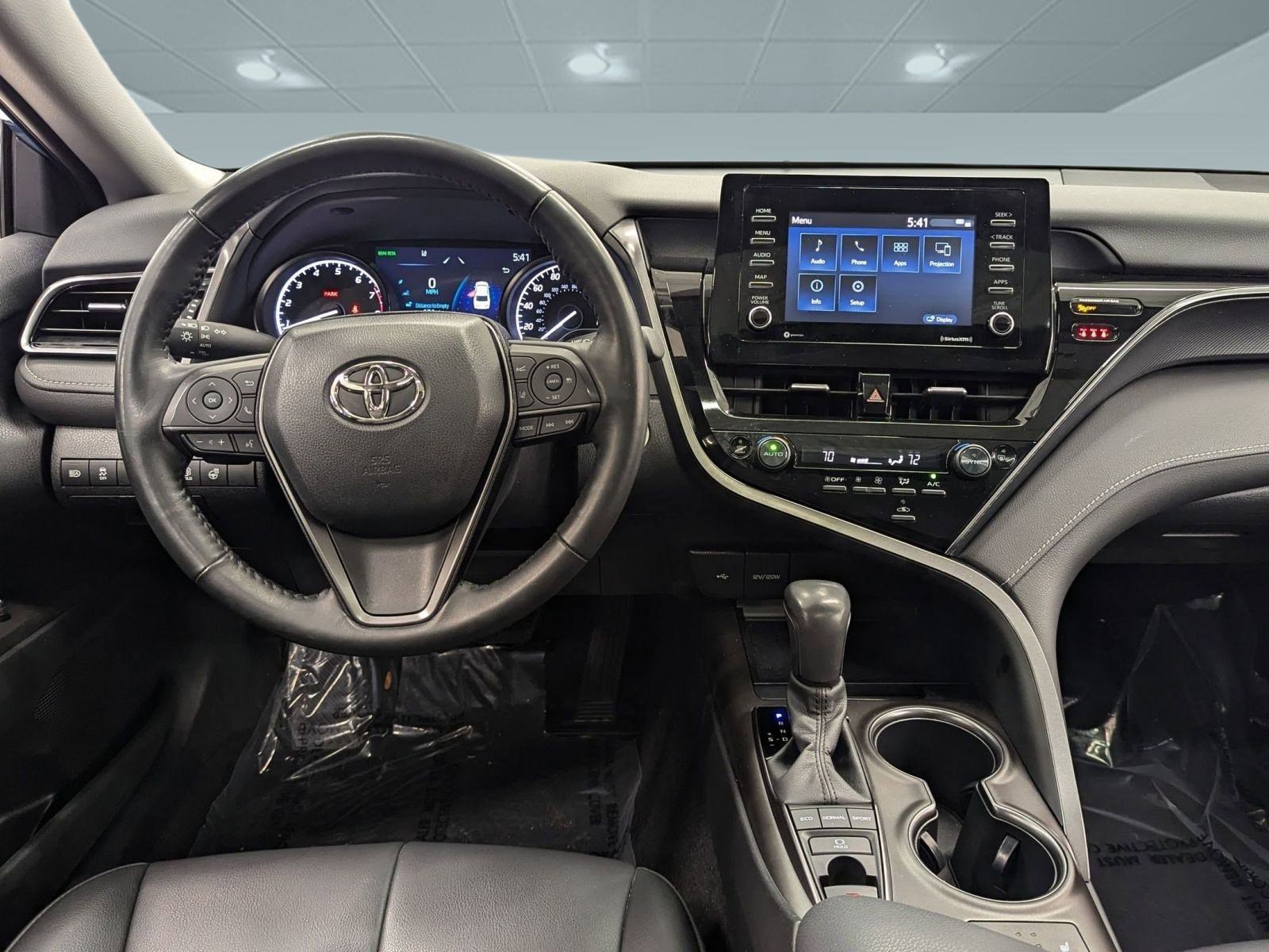Used 2023 Toyota Camry SE image 21