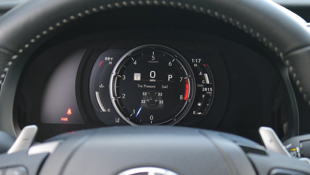 Used 2024 Lexus IS 500 w/ Accessory Package RWD image 20