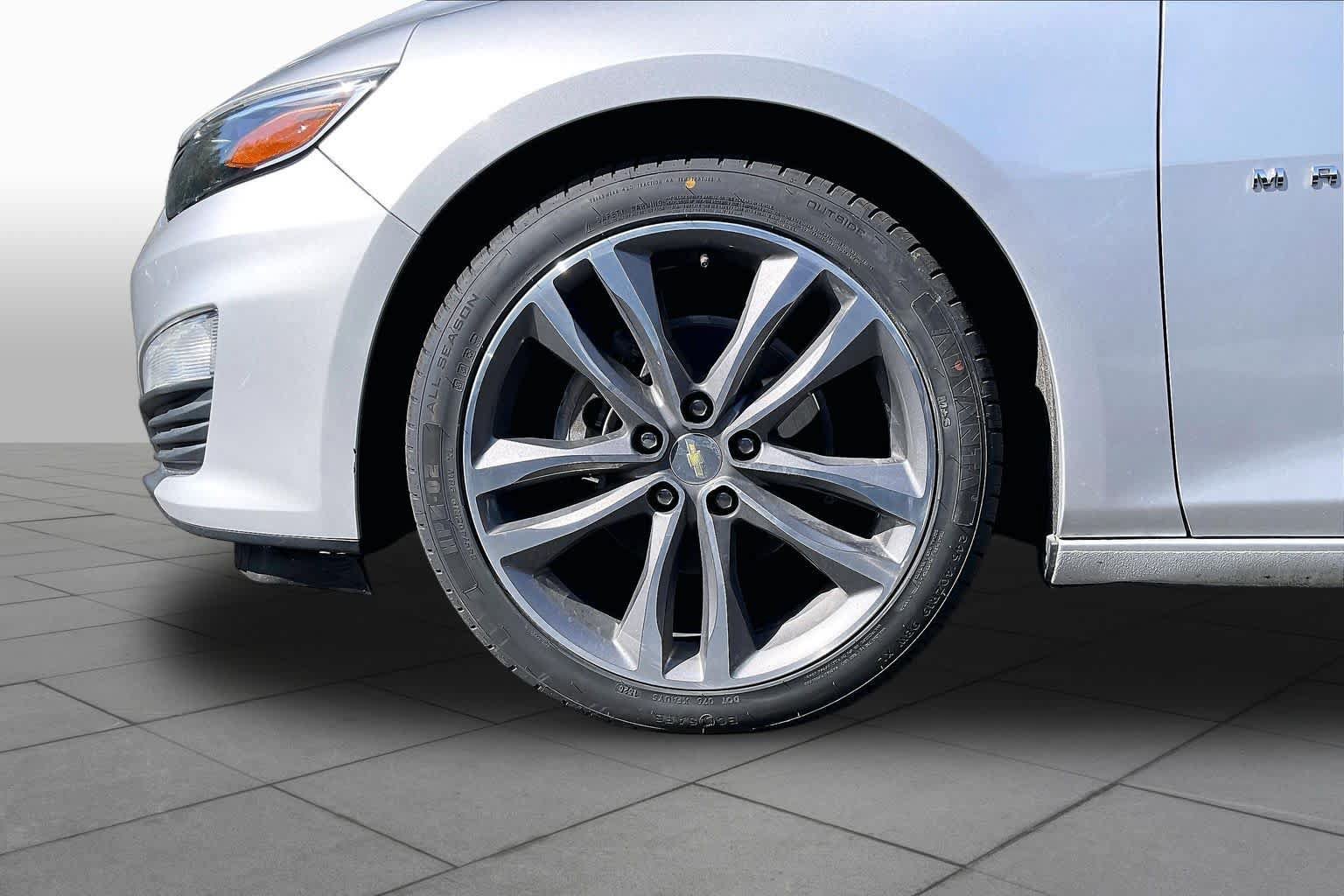 Used 2021 Chevrolet Malibu LT FWD image 10