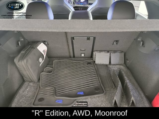 Used 2025 Volkswagen Golf R Black Edition AWD/4WD image 16