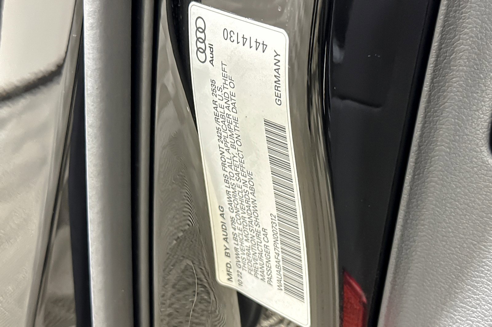 Used 2023 Audi A4 2.0T Premium w/ Convenience Package image 25