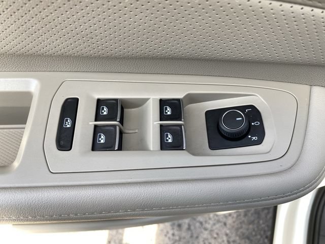 Used 2024 Volkswagen Atlas SE FWD image 22