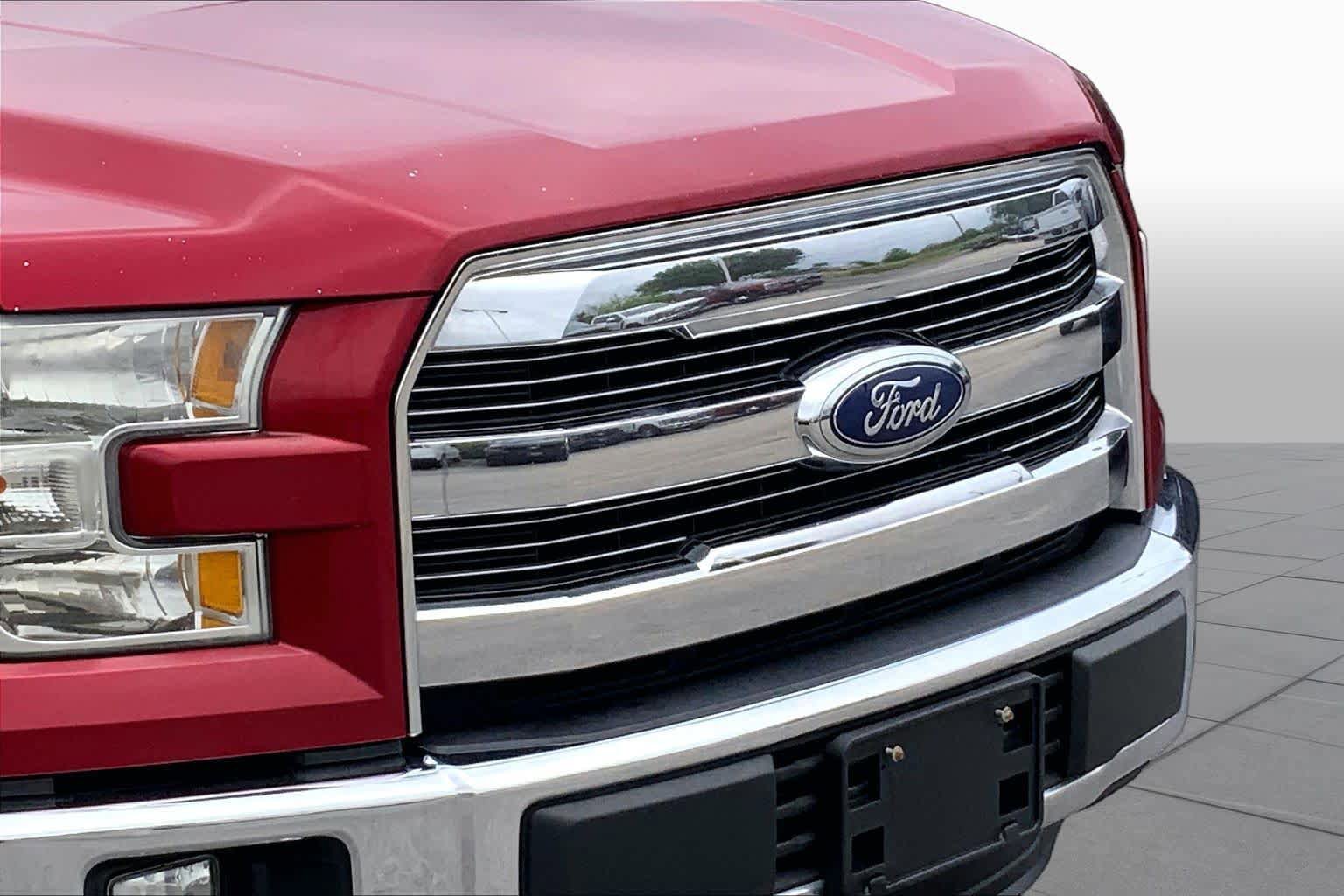 Used 2016 Ford F150 Lariat RWD image 26