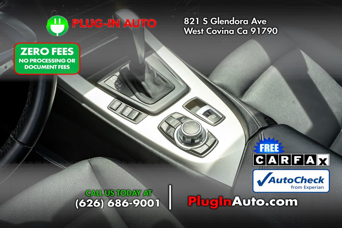 Used 2011 BMW Z4 sDrive30i RWD image 16