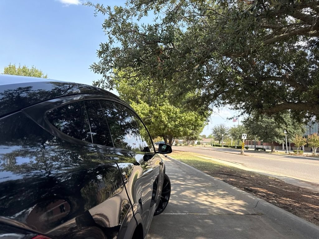 Used 2018 Tesla Model X 75D AWD/4WD image 17