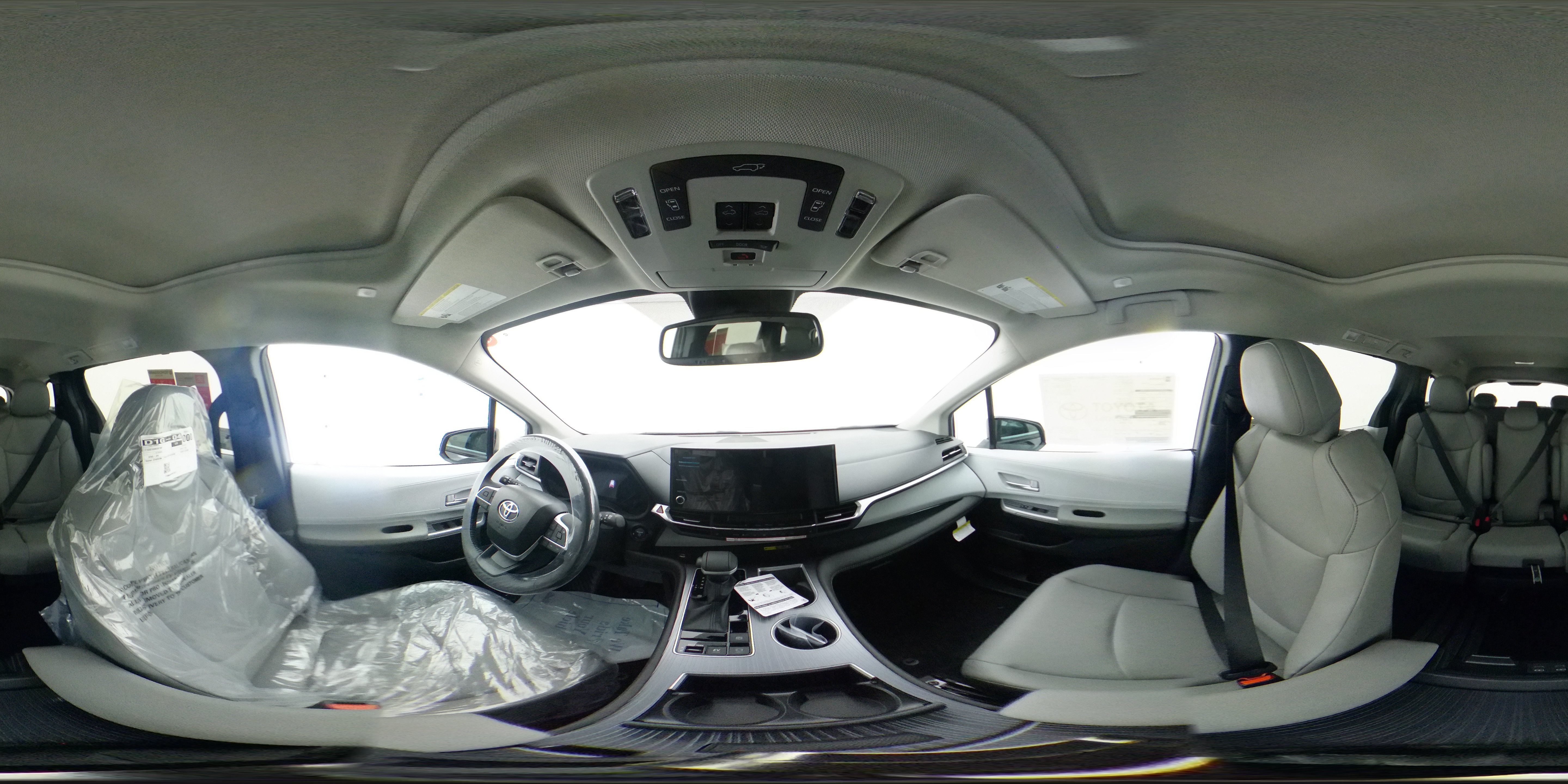 New 2026 Toyota Sienna XLE FWD image 33
