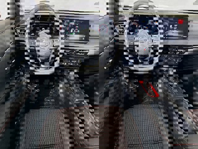 New 2026 Nissan Kicks SR w/ Cold Weather Package image 24