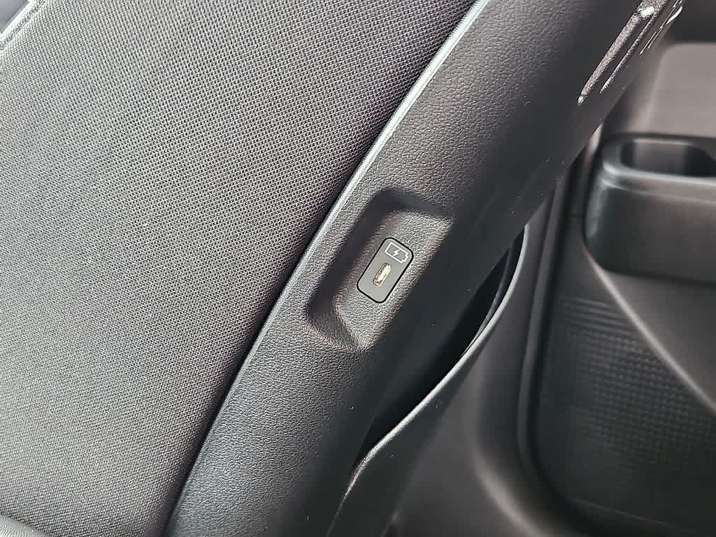 Used 2026 Hyundai Santa Fe SE FWD image 27